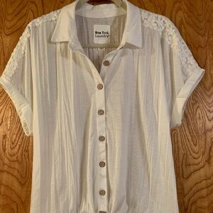New York Laundry Cream Button-Down Women's Shirt